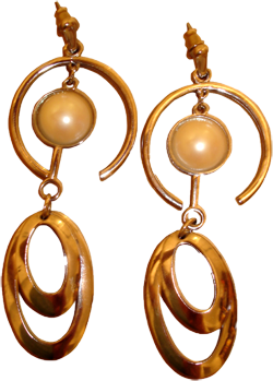 Bamboo earrings.